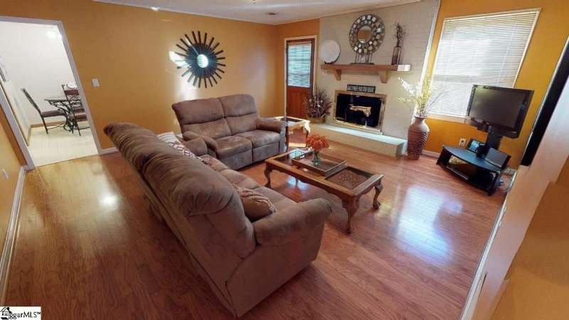 Property image 4 at 4808 Coach Hill Drive, Greenville, SC 29615