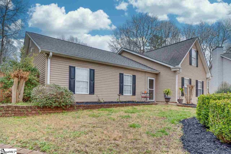 Property image 3 at 3 Roundleaf Court, Simpsonville, SC 29680