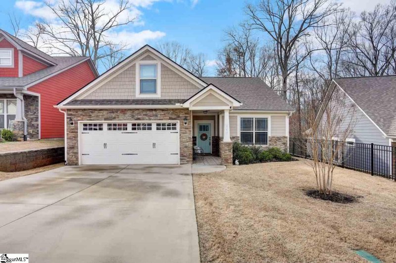 Property image 2 at 247 Henrydale Drive, Easley, SC 29642