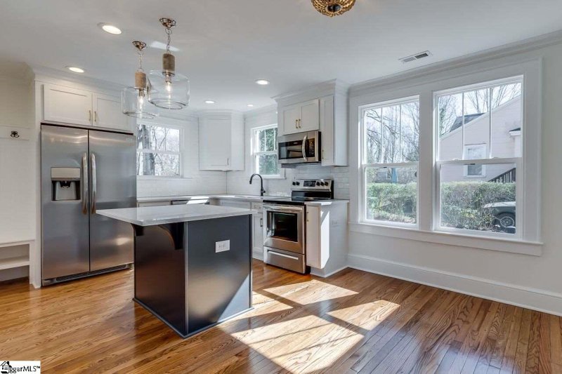 Property image 3 at 20 Kent Lane, Greenville, SC 29609