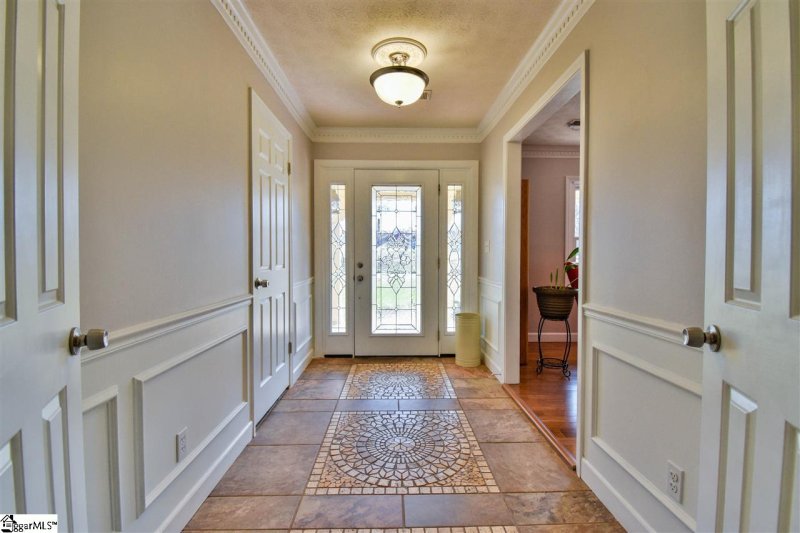 Property image 3 at 264 Stone Lake Drive, Greenville, SC 29609