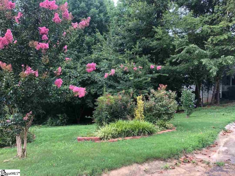 Property image 2 at 104 Mossy Oak Lane, Greer, SC 29651