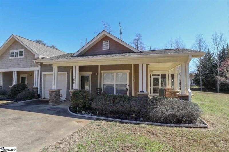 Property image 2 at 200 Rusty Brook Road, Taylors, SC 29687