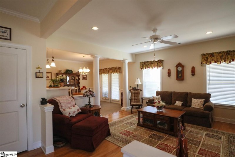 Property image 4 at 200 Rusty Brook Road, Taylors, SC 29687