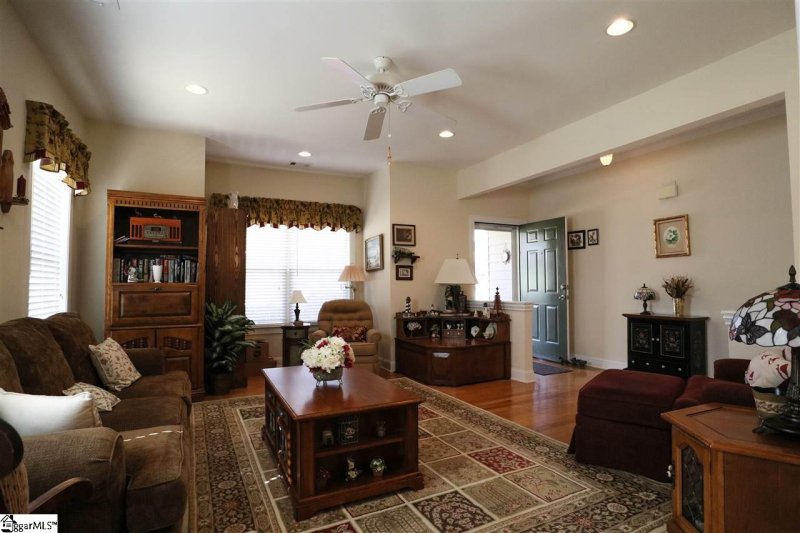 Property image 5 at 200 Rusty Brook Road, Taylors, SC 29687