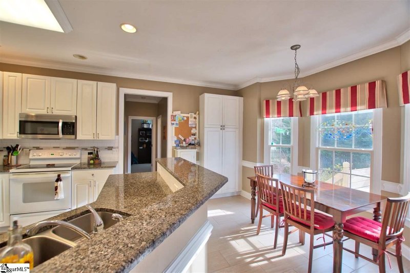 Property image 5 at 102 Bradford Crossing Drive, Roebuck, SC 29376