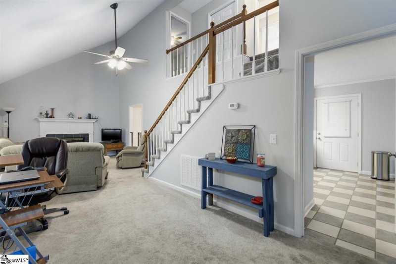Property image 5 of 241 Waterbury Court in Ambergate, Simpsonville, SC 29680