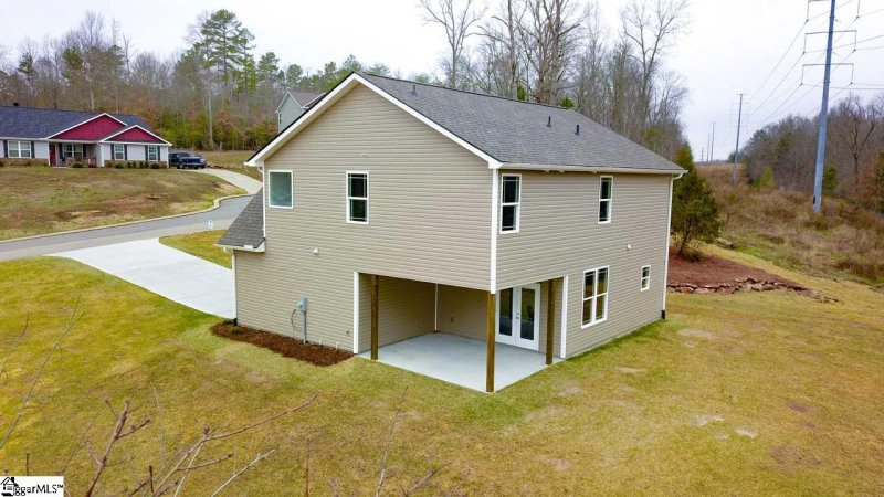 Property image 2 at 252 Redcoat Court, Simpsonville, SC 29680