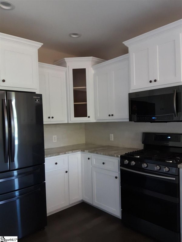 Property image 4 at 321 Edens Ridge Drive, Six Mile, SC 29682