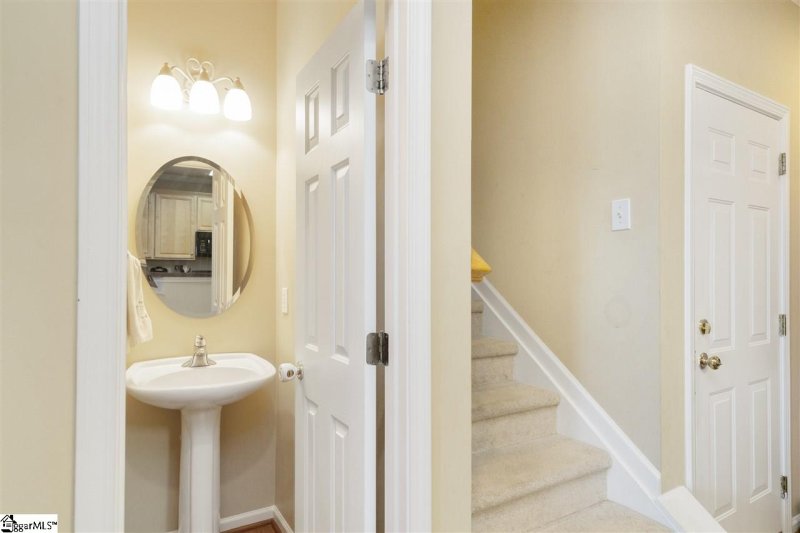 Property image 4 at 307 Rocky Top Drive, Greenville, SC 20615