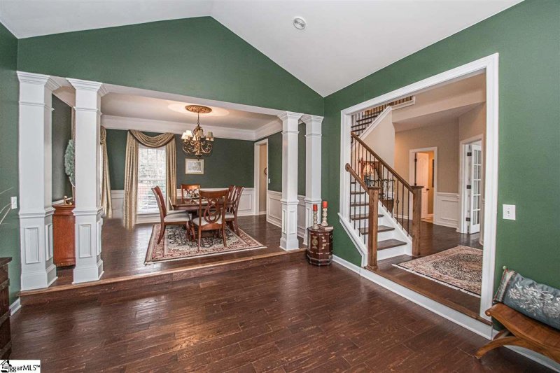 Property image 5 at 2 Wolf Den Drive, Greer, SC 29650