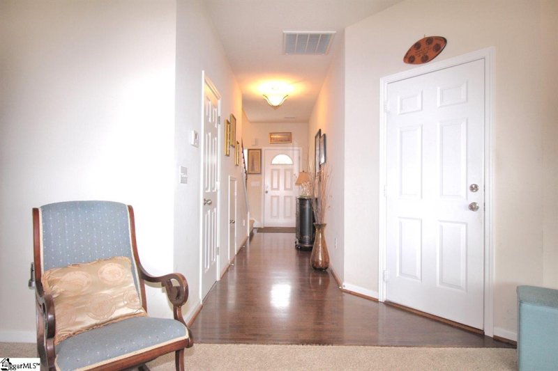 Property image 2 at 3 Rivers Edge Circle, Simpsonville, SC 29680