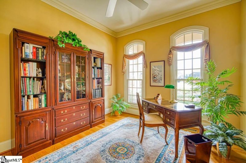 Property image 3 at 114 Crown Oak Court, Spartanburg, SC 29301