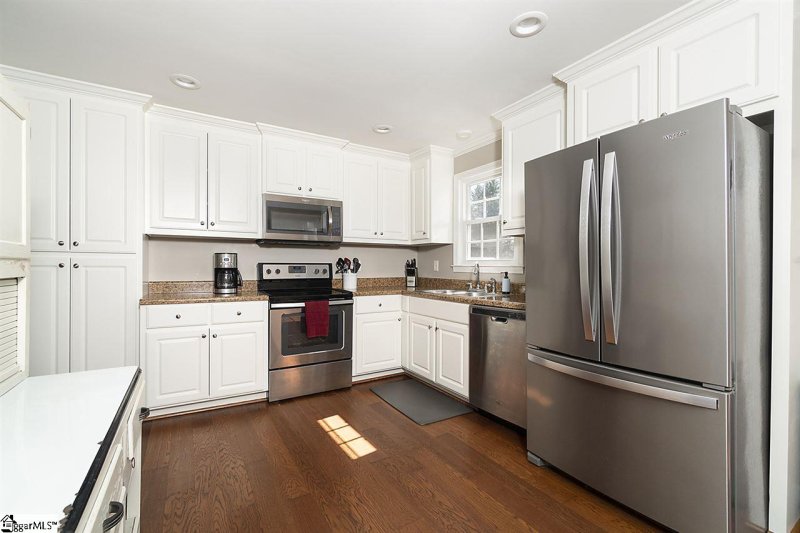 Property image 5 at 15 Clearview Circle, Travelers Rest, SC 29690