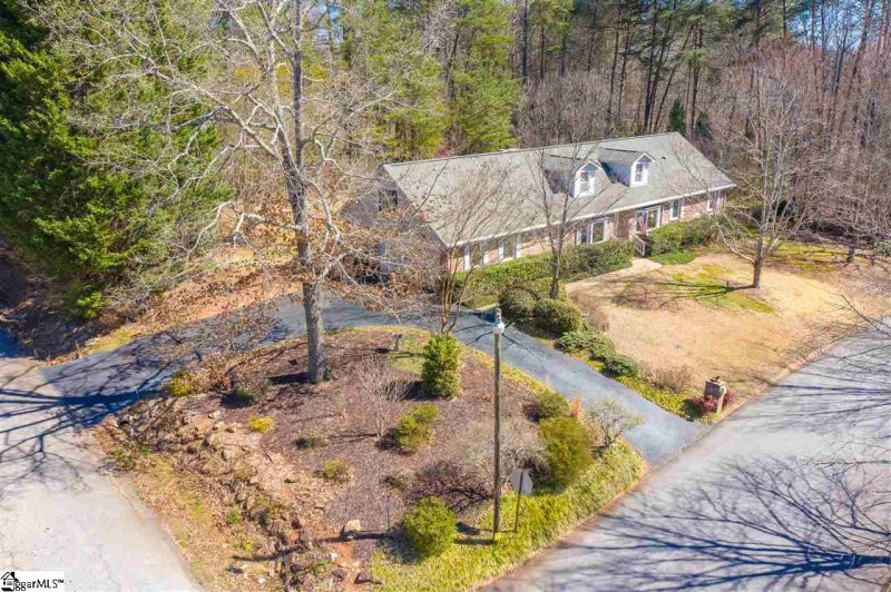 Property image 3 at 1 Cardinal Drive, Greenville, SC 29609