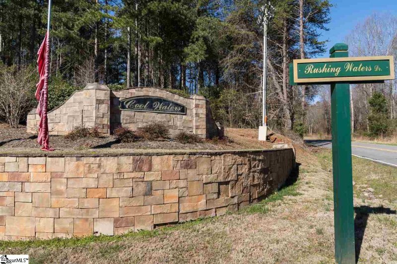 Property image 5 at 222 Rushing Waters Drive, Inman, SC 29349