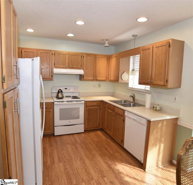 Property image 4 at 14 N Banyan Court, Taylors, SC 29687