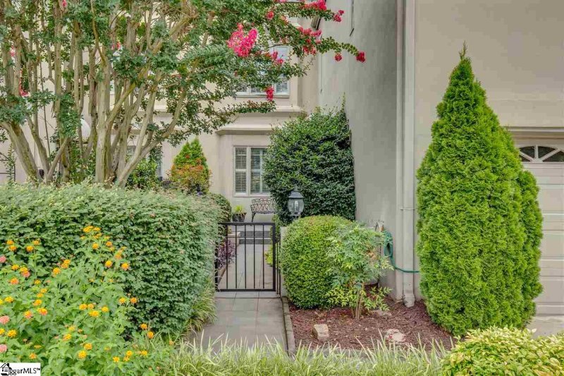 Property image 2 at 52 Castellan Drive, Greer, SC 29650-4255