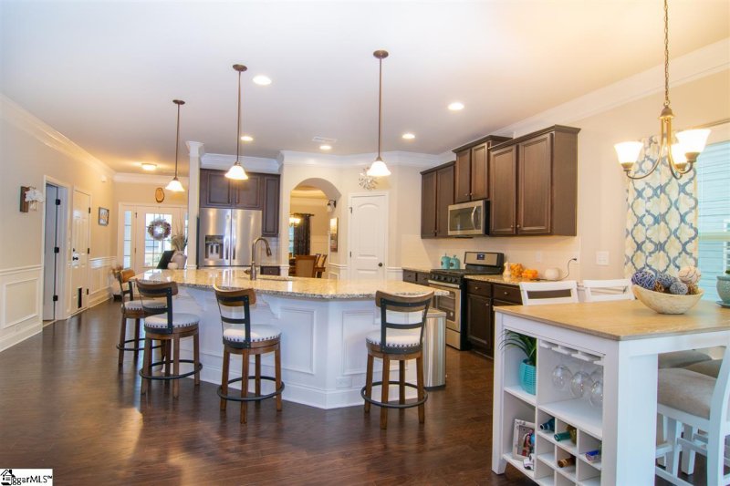 Property image 5 at 221 Delbourne Lane, Greer, SC 29651