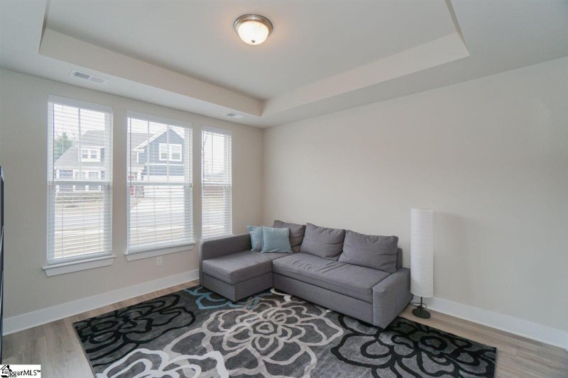 Property image 4 at 402 Dewy Meadow Court, Taylors, SC 29687