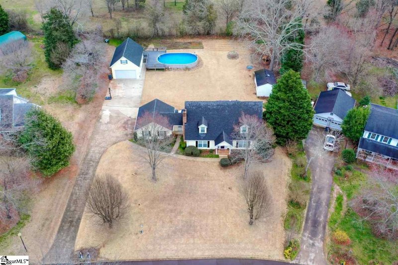 Property image 4 at 208 N Severn Circle, Easley, SC 29642