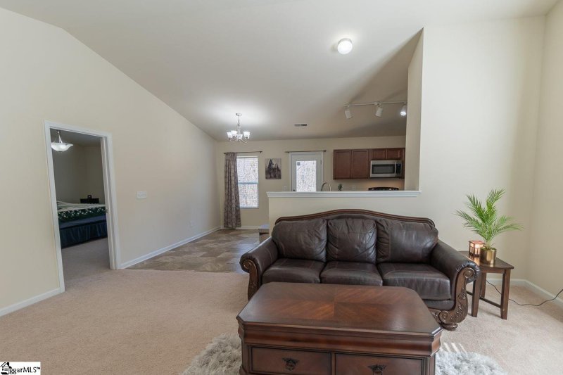 Property image 3 at 201 Katrina Court, Piedmont, SC 29673