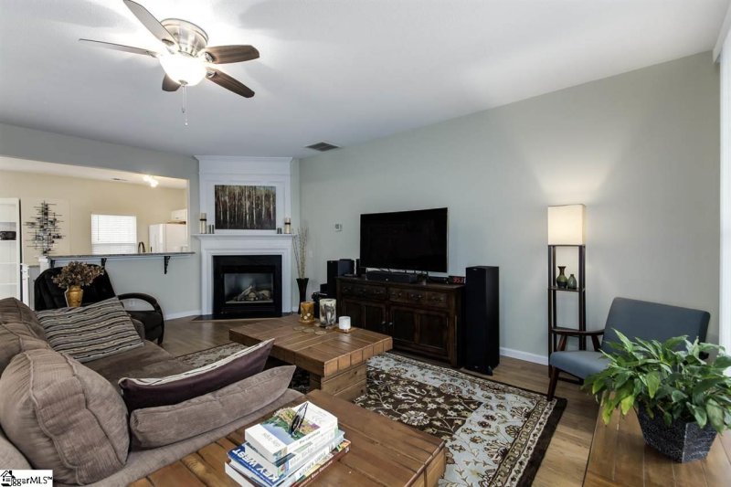 Property image 5 at 302 Claybrooke Drive, Greer, SC 29650