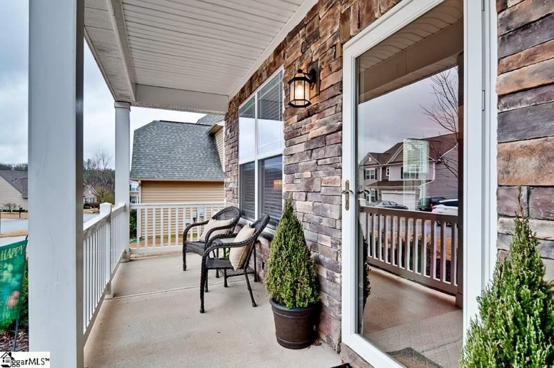 Property image 2 at 144 Windsor Creek Court, Simpsonville, SC 29681