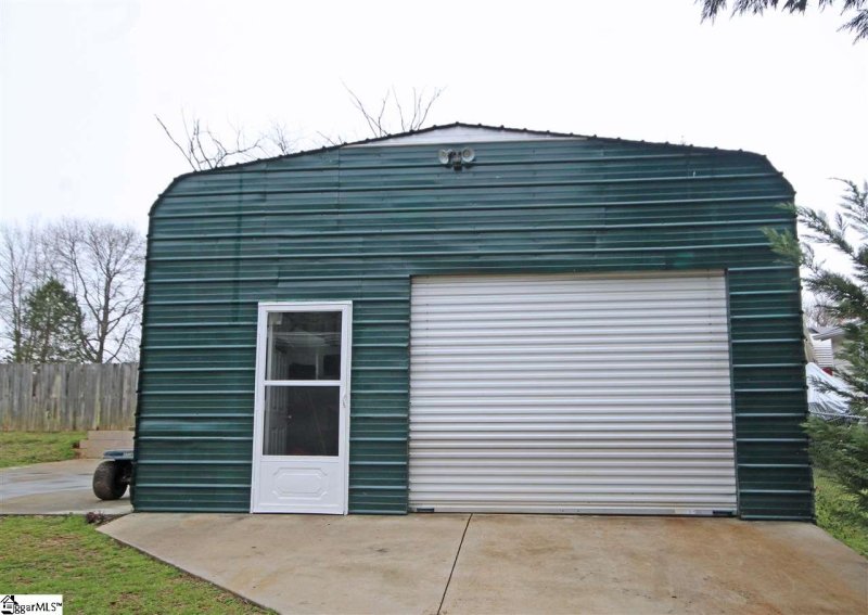 Property image 2 at 105 Dogwood Court, Piedmont, SC 29673