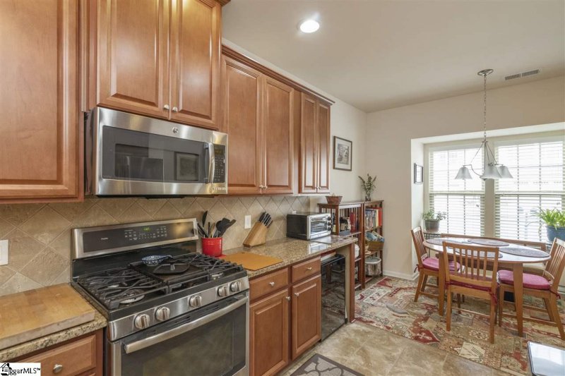 Property image 4 at 128 Middleby Way, Greer, SC 29650