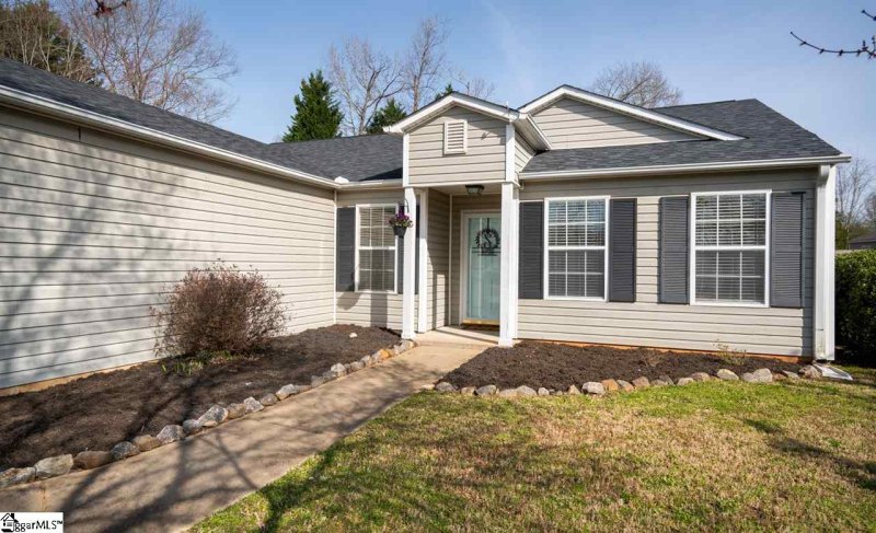 Property image 3 at 6 Rustling Creek Court, Simpsonville, SC 29681-6334