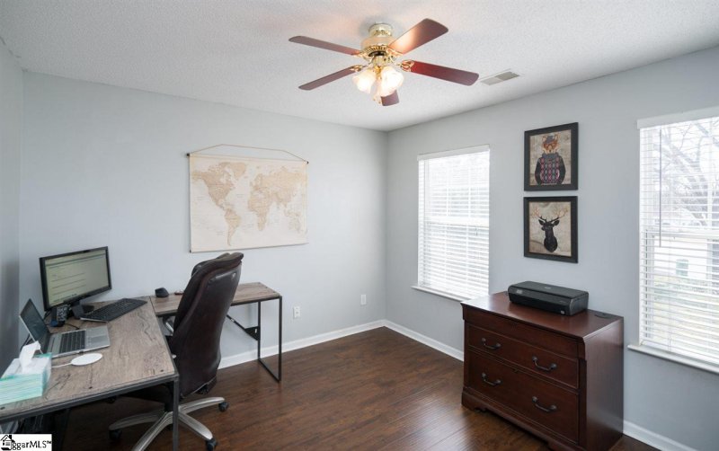 Property image 5 at 6 Rustling Creek Court, Simpsonville, SC 29681-6334