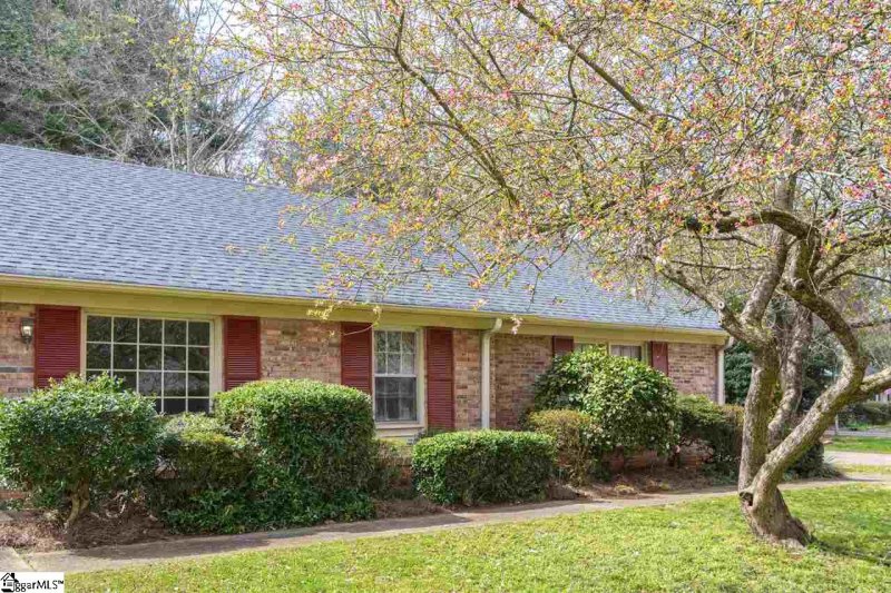 Property image 2 at 26 Eagle Ridge Lane, Greenville, SC 29615