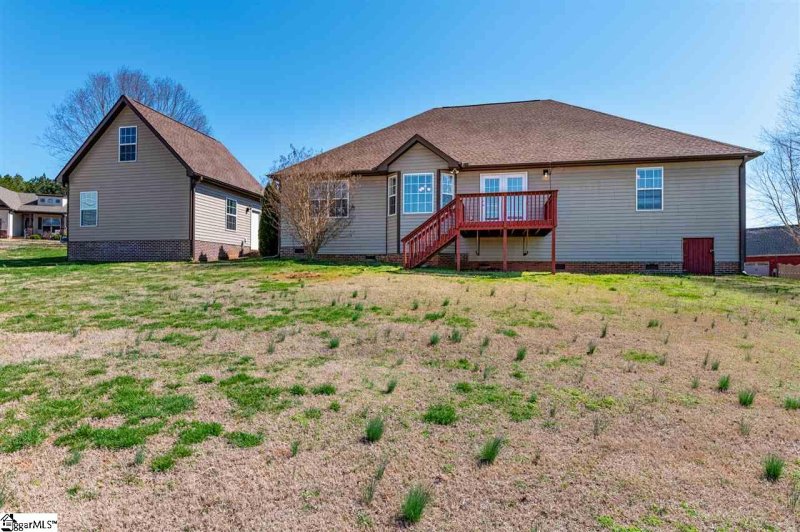 Property image 5 at 101 Stoneledges Lane, Taylors, SC 29687