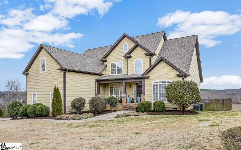 300 Castle Creek Drive