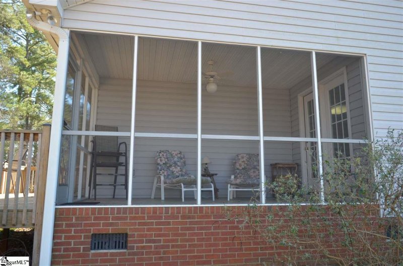 Property image 5 at 224 Bay Ridge Drive, Townville, SC 29689