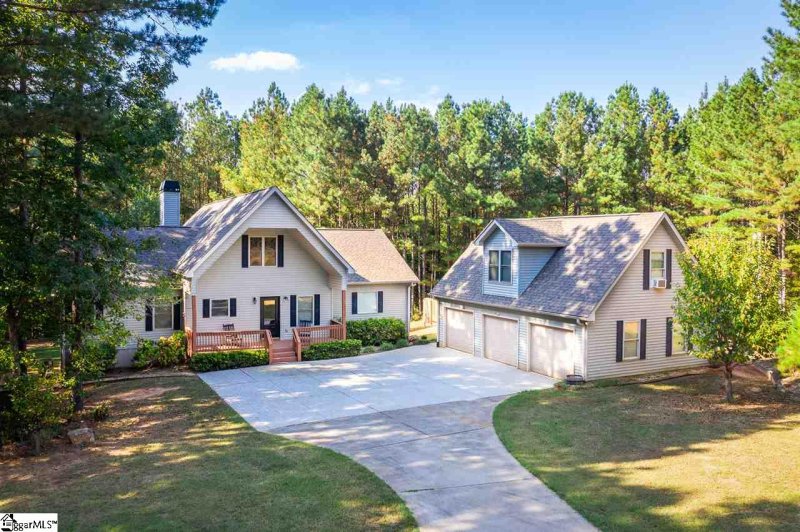 20 Bridgepointe Drive