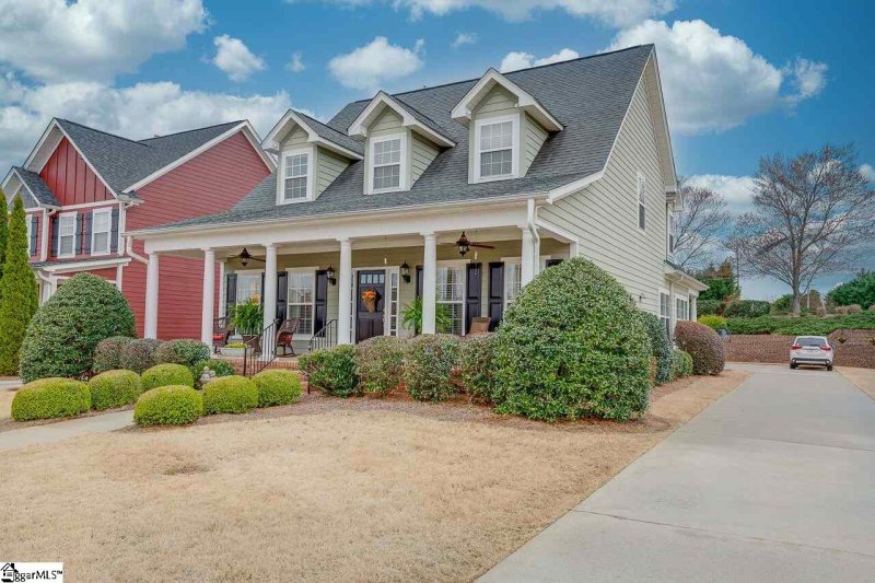 Property image 2 at 111 Farm Mill Circle, Simpsonville, SC 29681