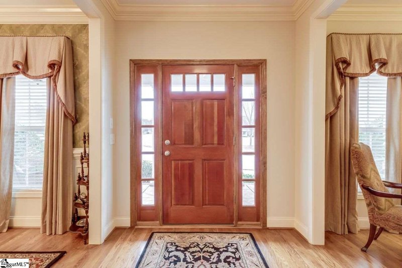 Property image 3 at 111 Farm Mill Circle, Simpsonville, SC 29681