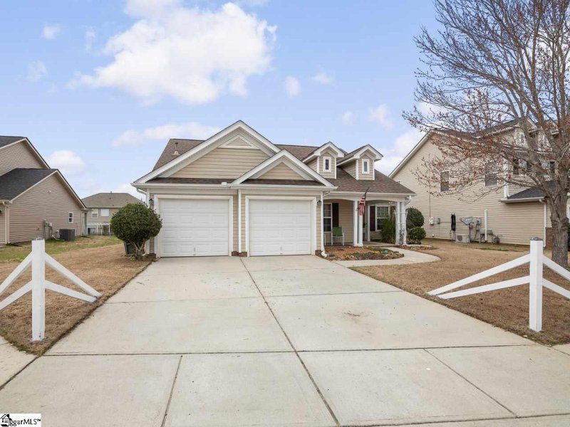 Property image 2 at 338 N Timm Creek Avenue, Roebuck, SC 29376