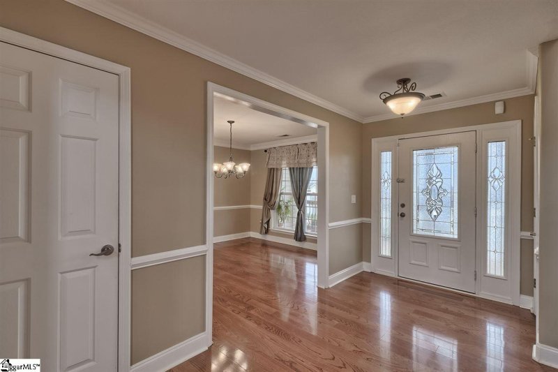 Property image 4 at 708 Canton Court, Greer, SC 29651