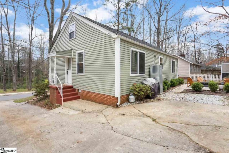 Property image 4 at 106 Brookside Circle, Greenville, SC 29609