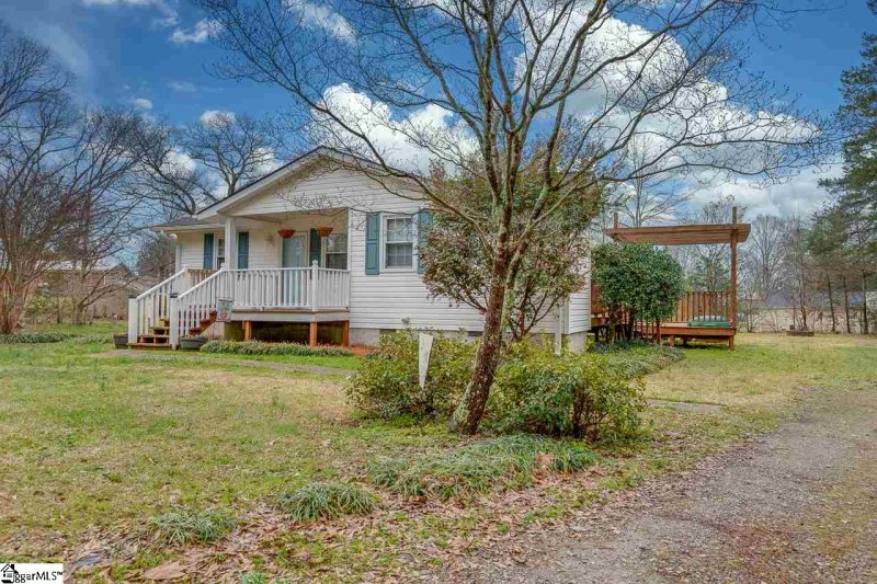 Property image 3 at 307 Kingsberry Drive, Easley, SC 29642
