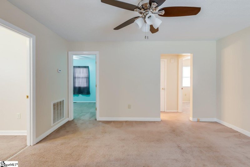 Property image 5 at 307 Kingsberry Drive, Easley, SC 29642