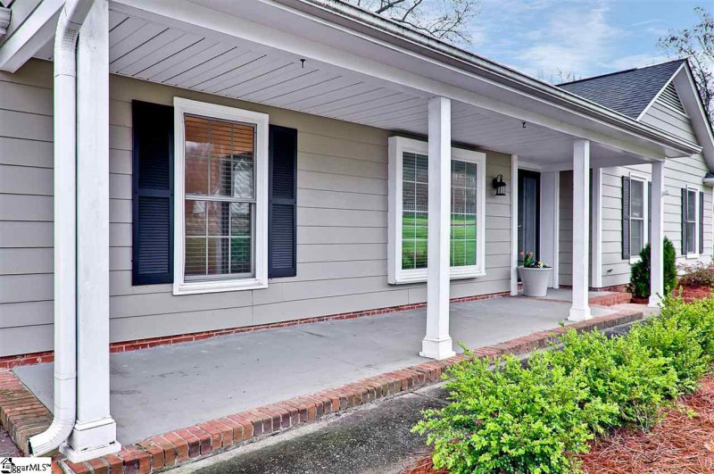 Property image 2 at 14 Fieldstone Place, Greenville, SC 29615