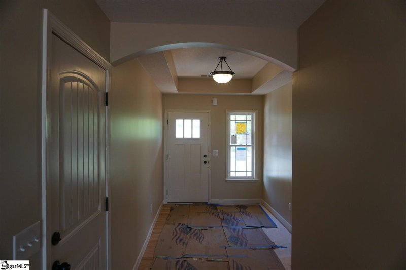 Property image 3 at 1402 Satterfield Drive, Greer, SC 29651
