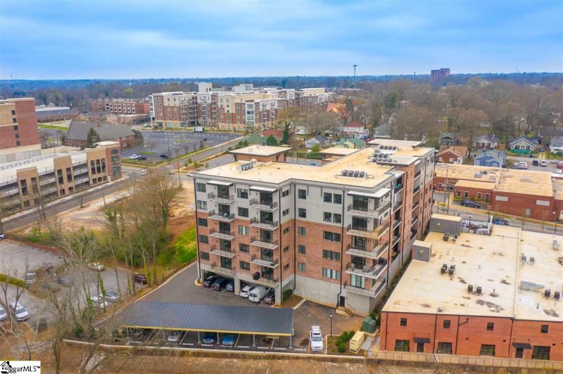 Property image 4 at 110 N Markley Street, Greenville, SC 29601