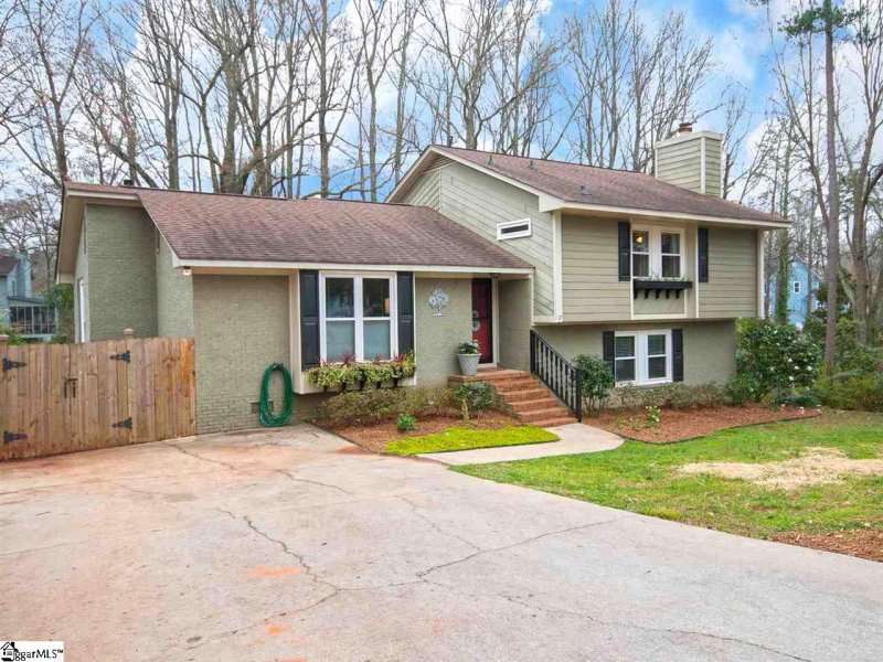 Property image 3 at 17 Dahlglen Avenue, Greenville, SC 29607