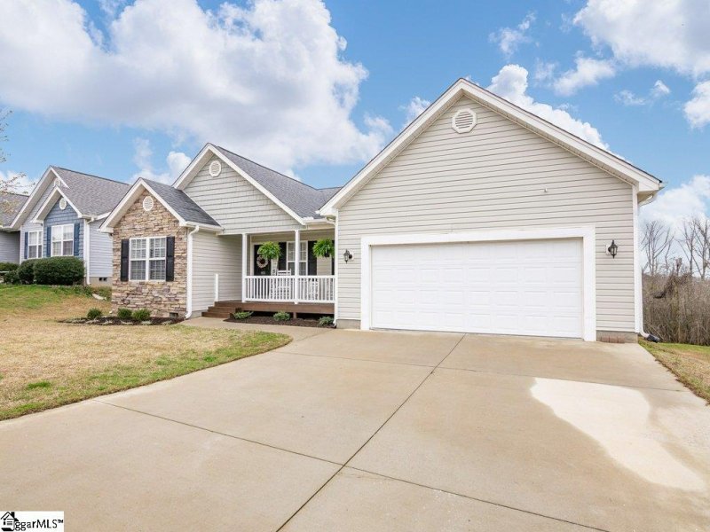 Property image 3 at 431 Lynnell Way, Moore, SC 29369-8830