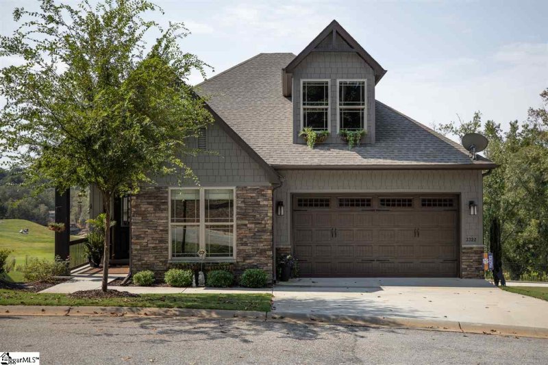 3322 Championship Drive